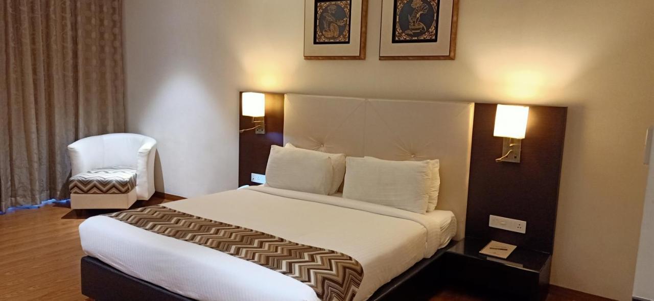 Hotel The Arindum Katni Exterior foto